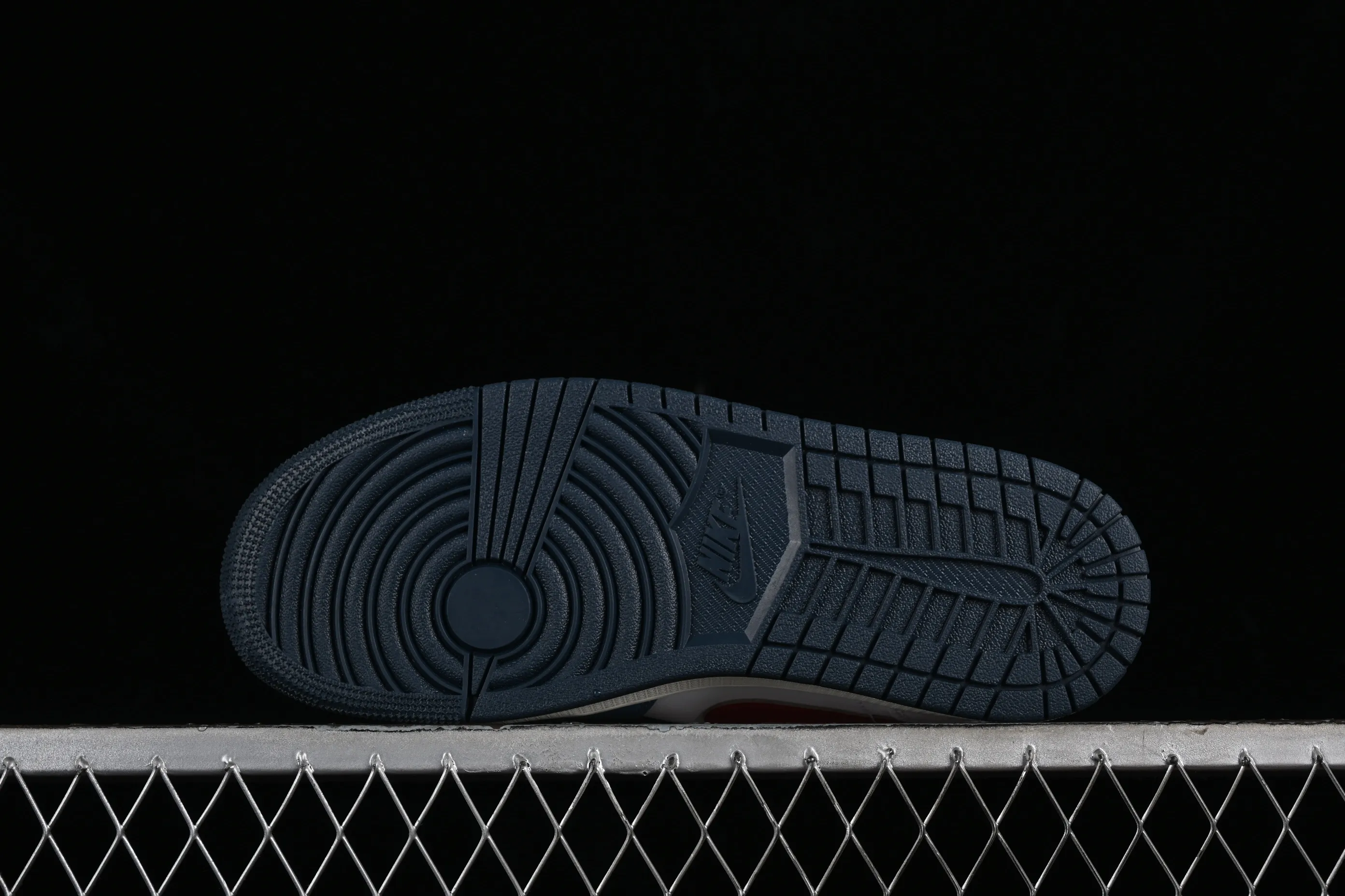 All categories Air Jordan Jordan series basketball shoes Air Jordan 1 Low G version pure original Air Jordan 1 Low AJ1 Joe 1 low-top cultural and leisure sports sneakers HM3711-144